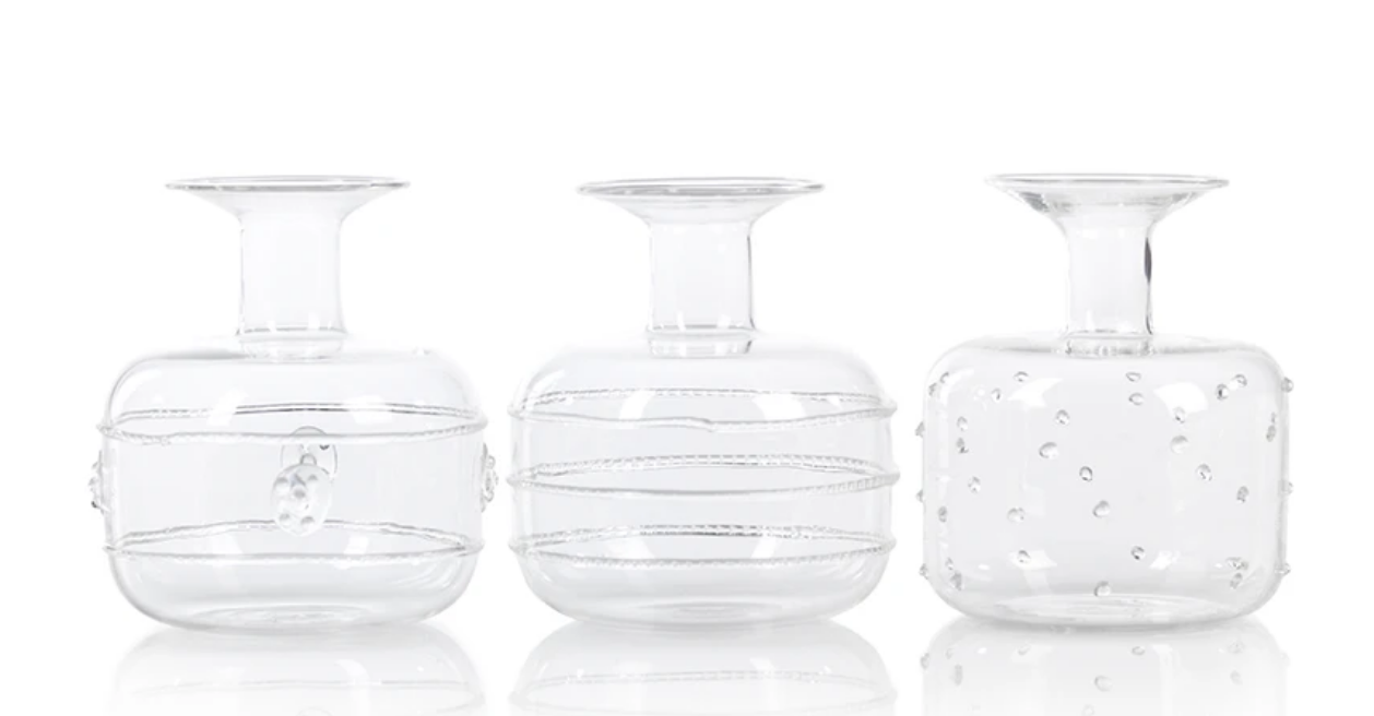The perfect small glass vase!