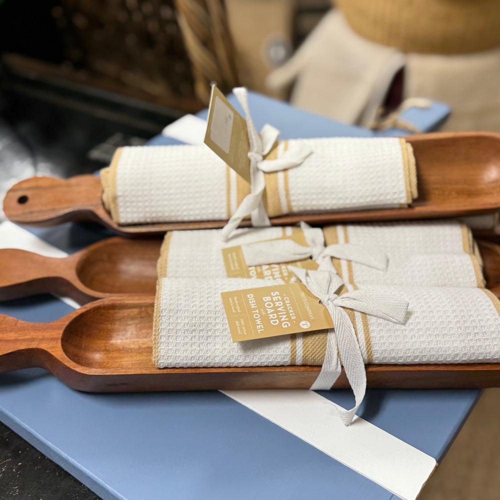 Cracker Serving Board w/Dish Towel