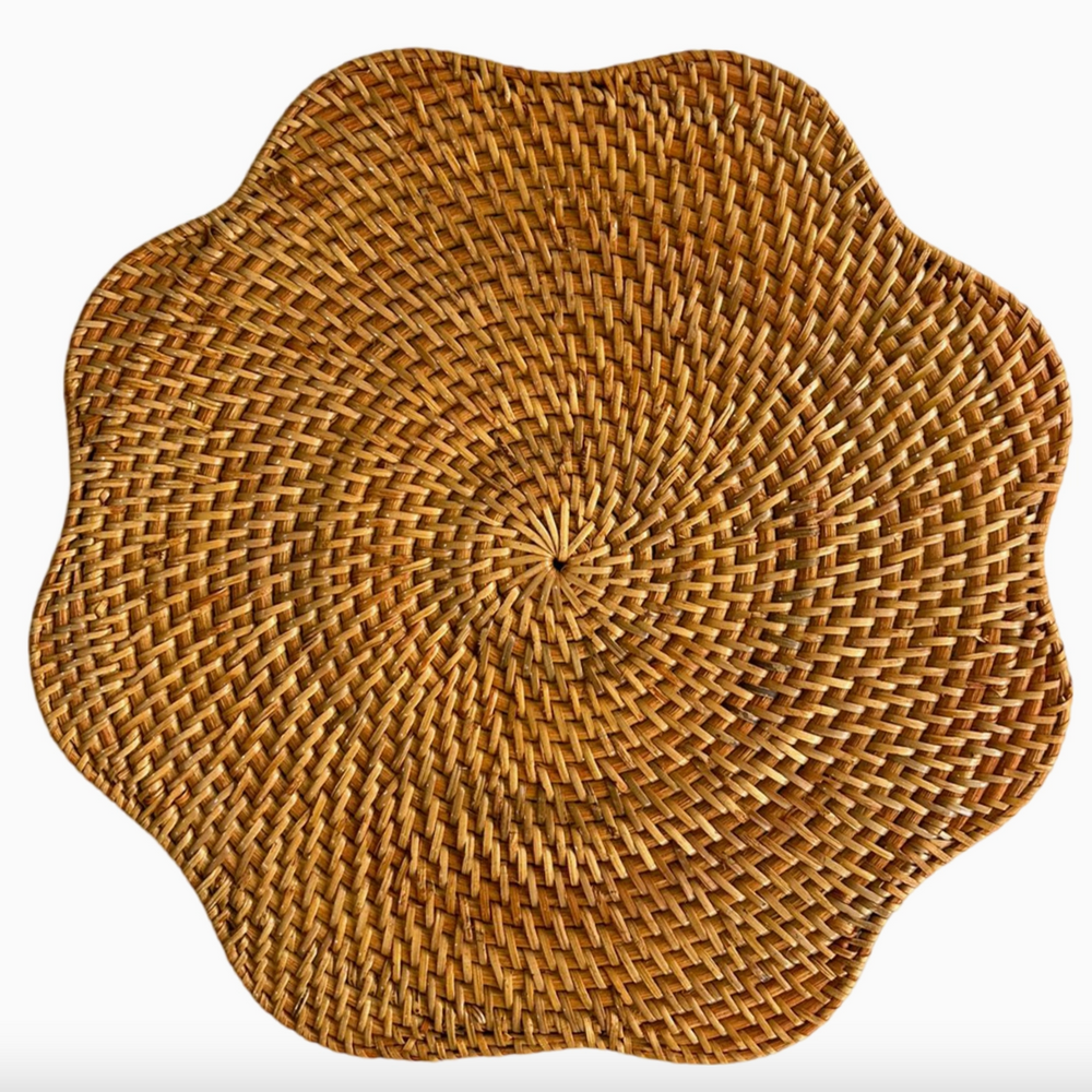 Scallop Rattan Placemat - Brown