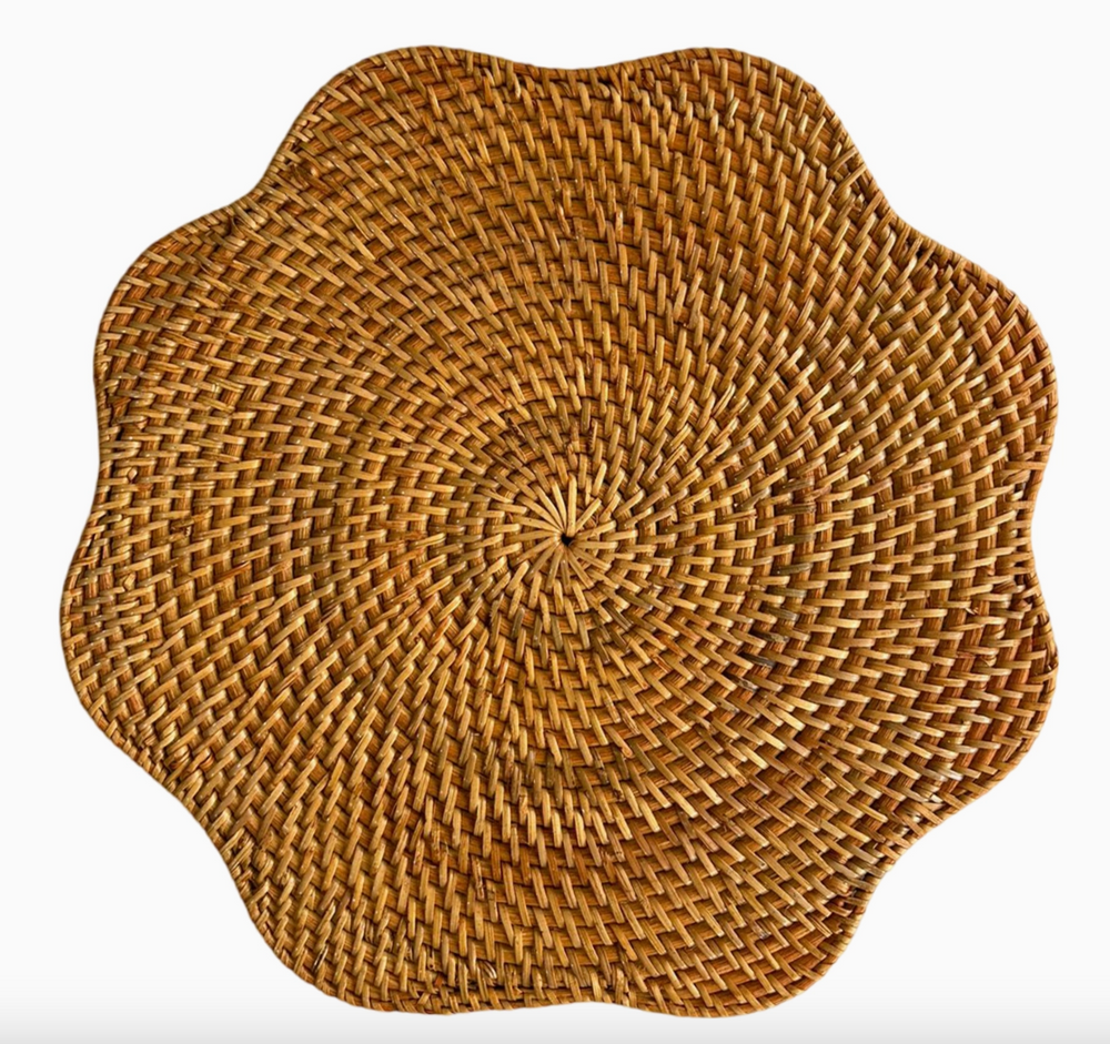 Scallop Rattan Placemat - Brown