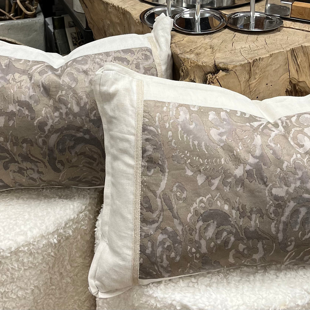 
                      
                        Fortuny Pillows
                      
                    