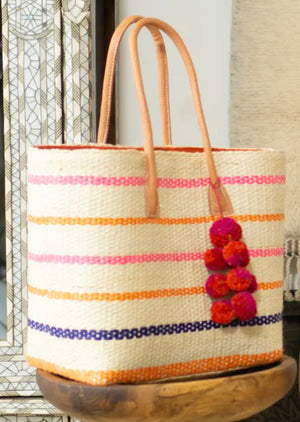 Straw bag ~ perfect for the beach or any outing!