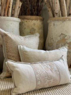 
                      
                        Fortuny Pillows
                      
                    