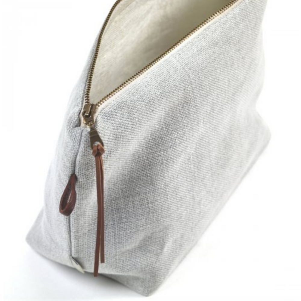 THE Cosmetic Bag