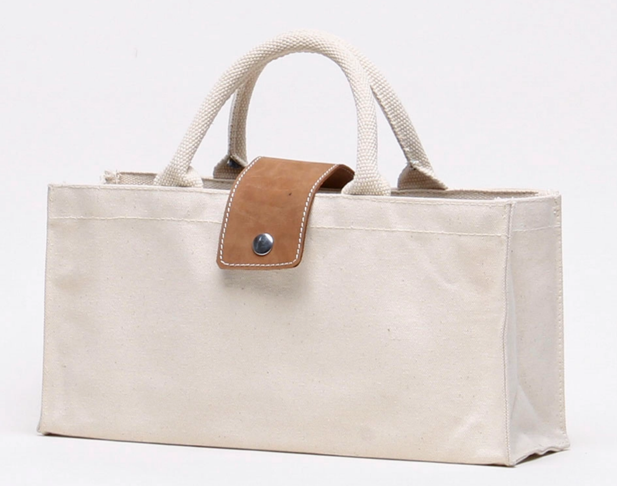 Horizontal Canvas Wine Tote with Leather Closure