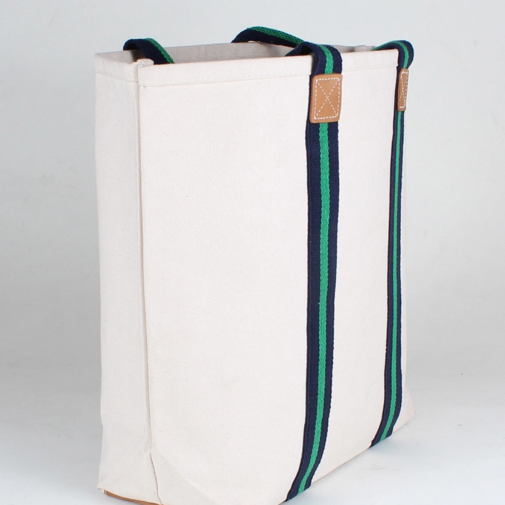 A Classic Canvas Tote!