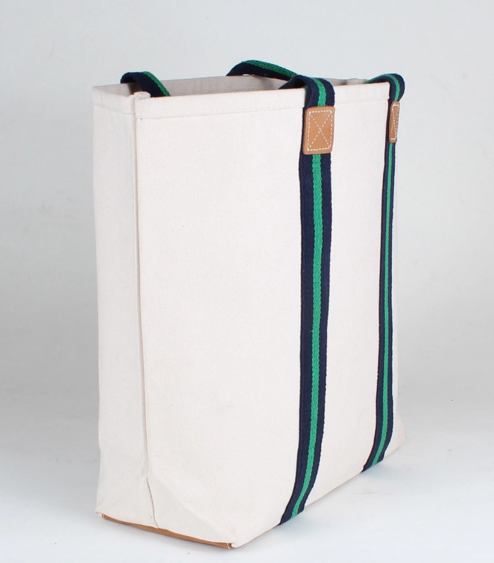 A Classic Canvas Tote!