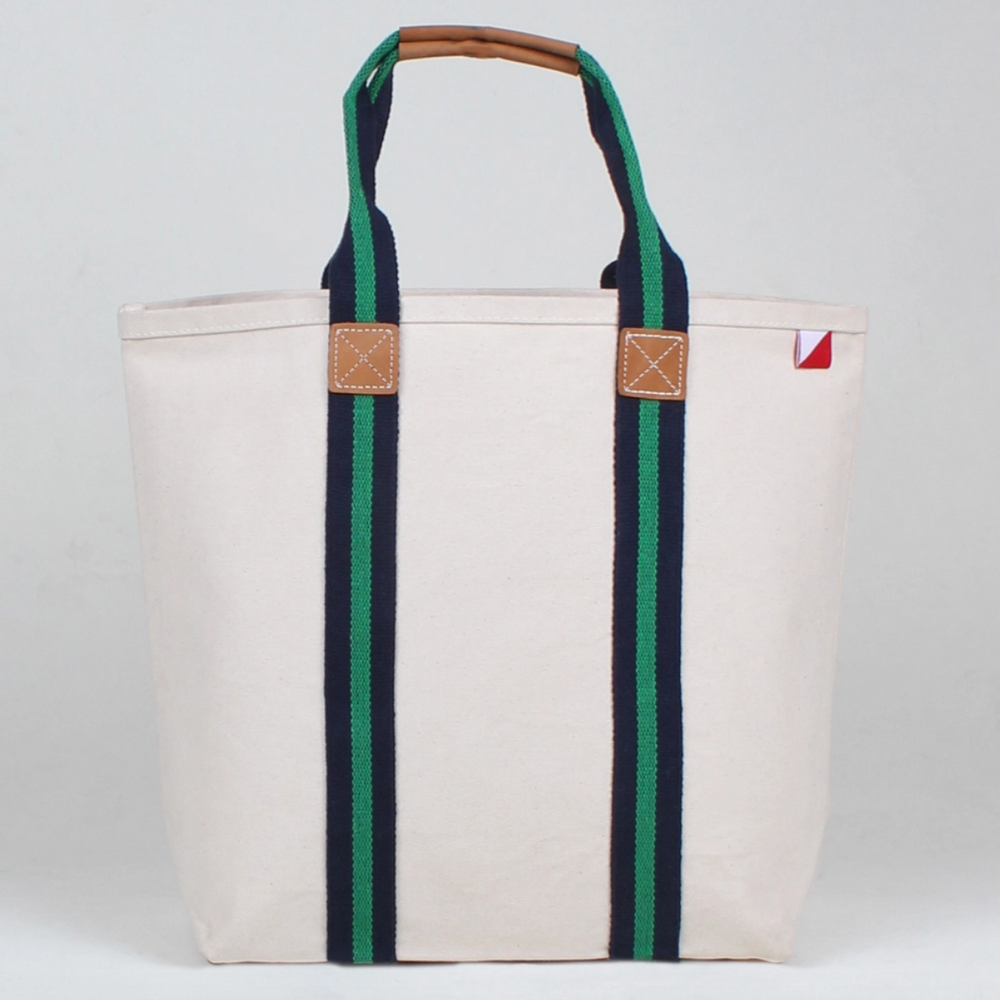 A Classic Canvas Tote!