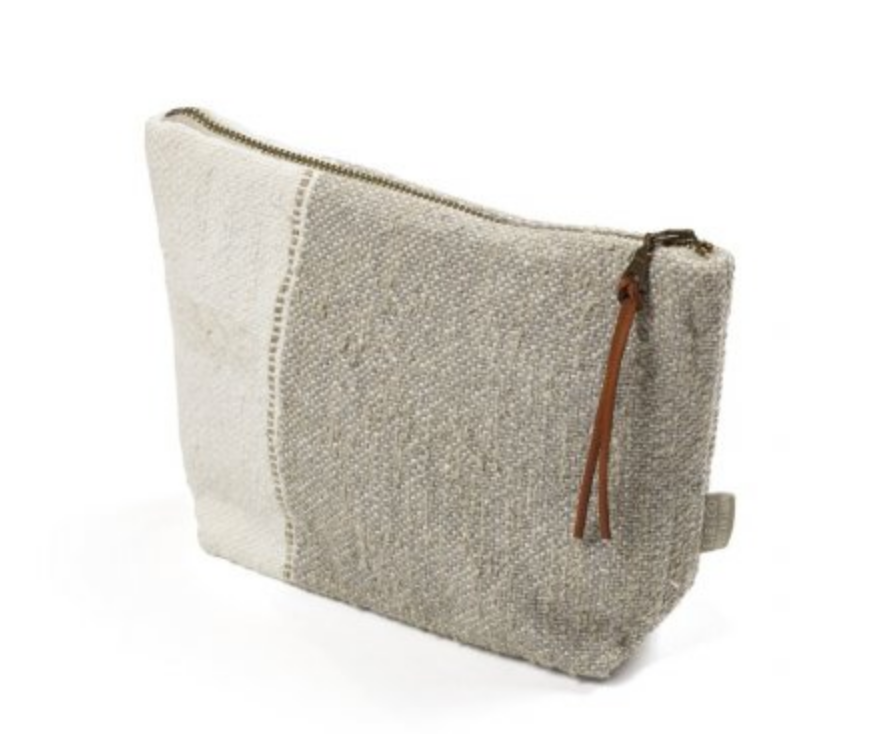 The Charlotte Pouch -oyster linen