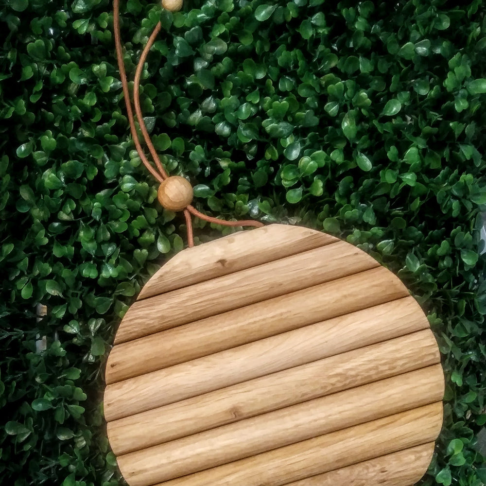 Adjustable Oak Trivet