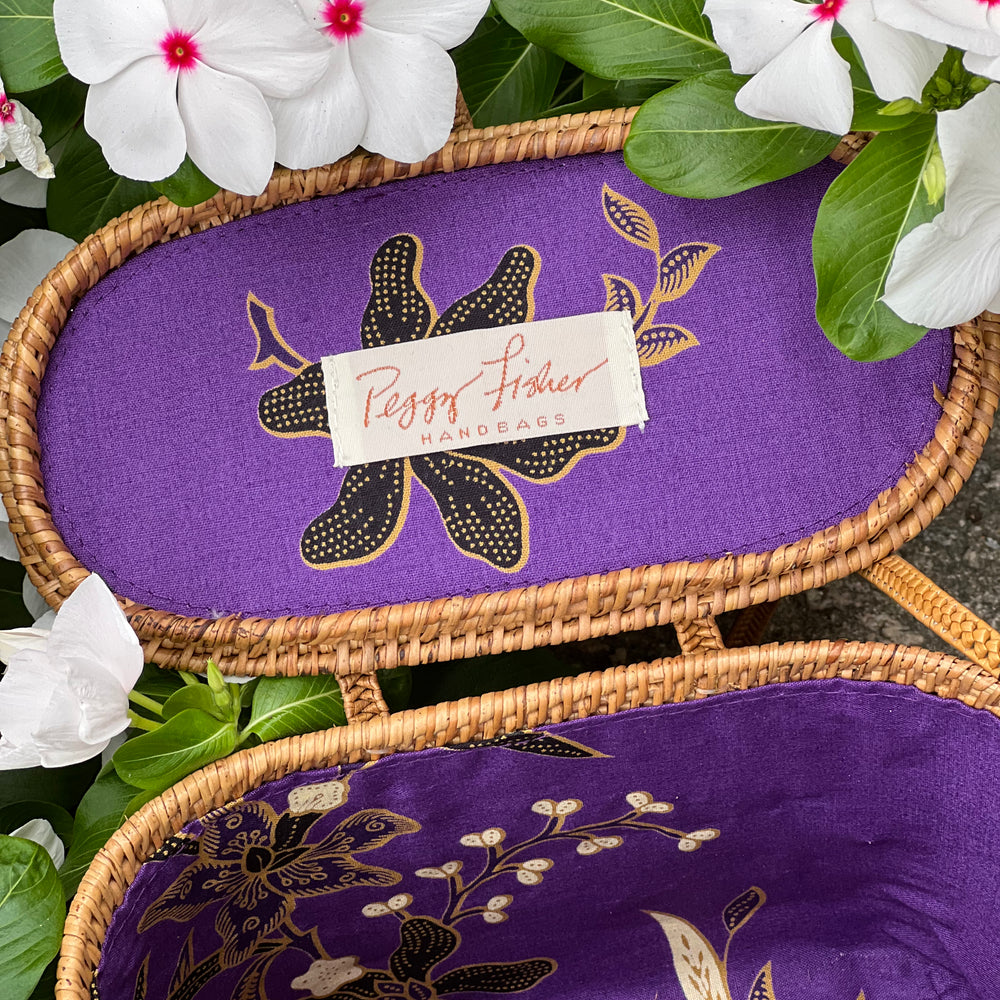 
                      
                        Peggy Fisher Handbags ~ 2 styles
                      
                    