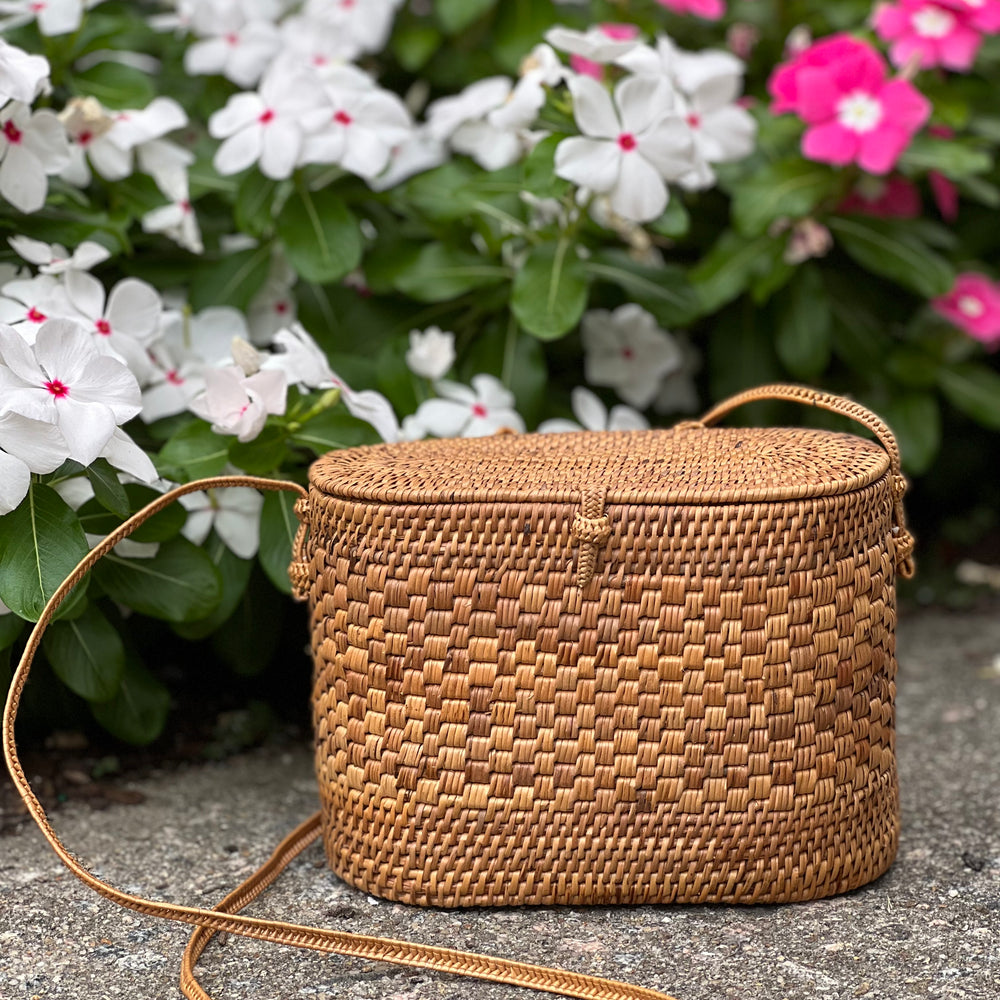 
                      
                        Peggy Fisher Handbags ~ 2 styles
                      
                    