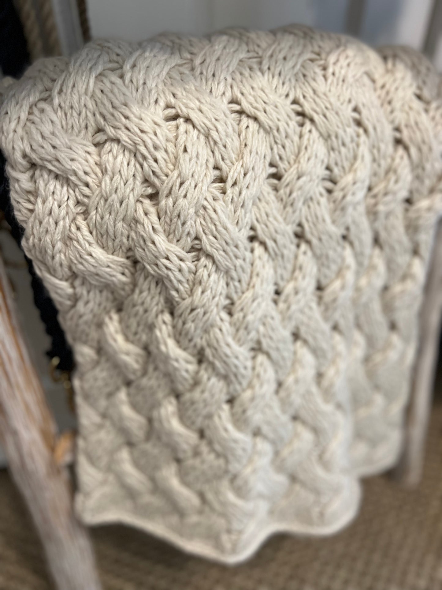 Basket Weave Chunky Knit Throw - Natural