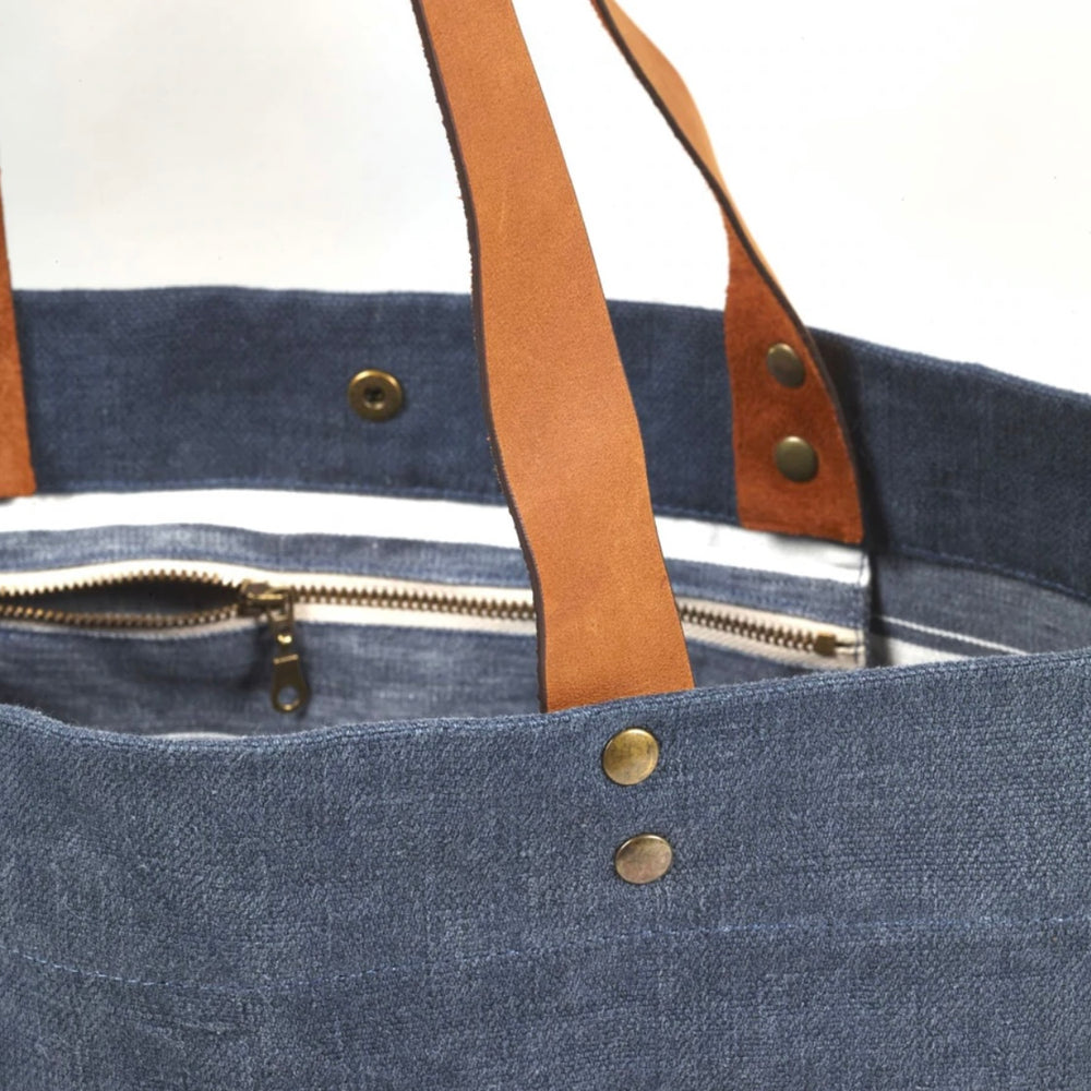 
                      
                        100% Linen Shoulder Sac
                      
                    