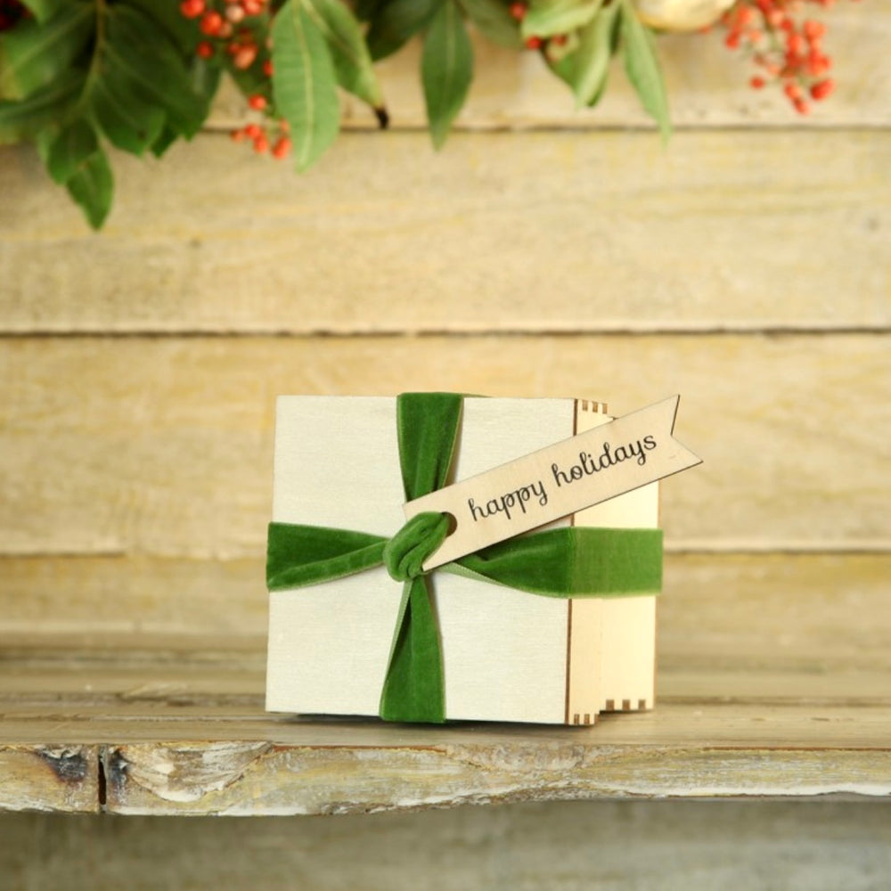 Wood Gift Holiday Hangtags ~ set of 12 ~ 2 styles