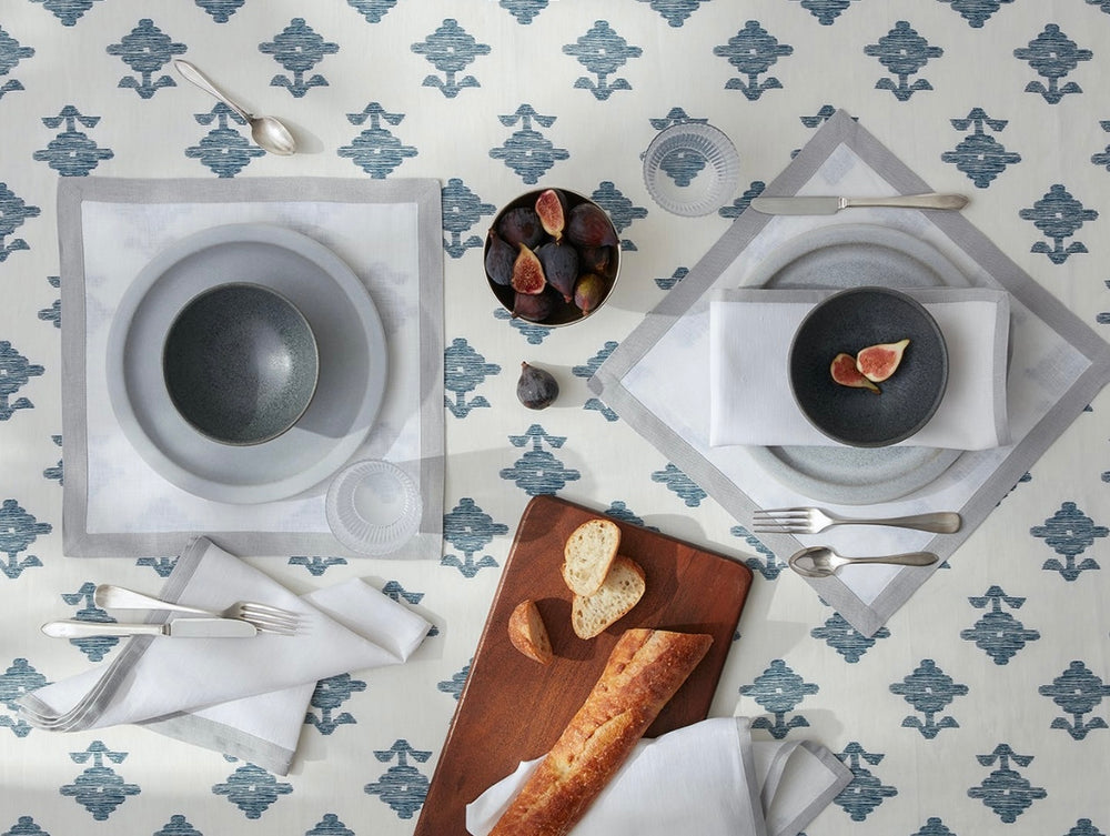 
                      
                        Border Placemat by Matouk ~ set of 4 ~ available in 6 colors
                      
                    