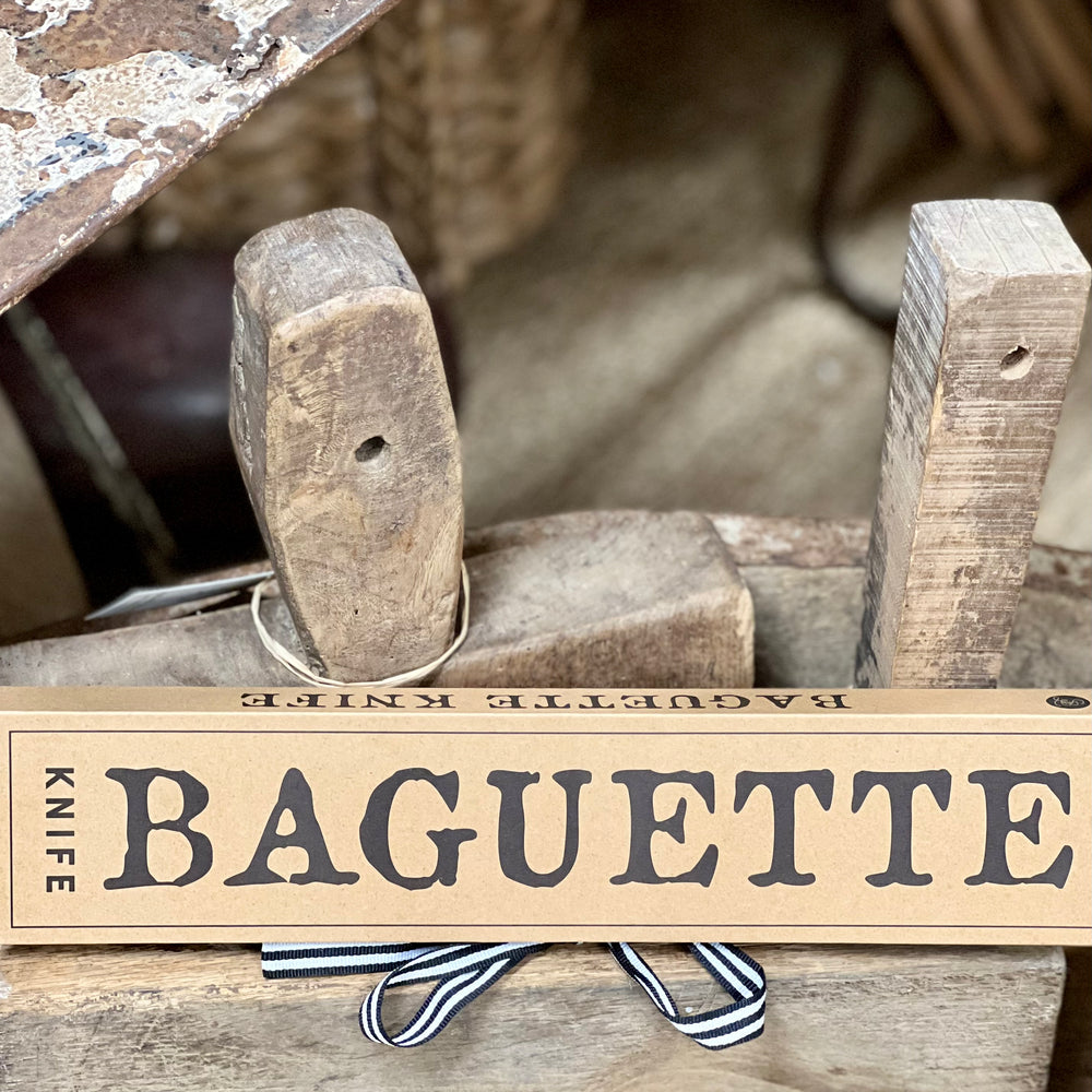 
                      
                        Stainless Steel Baguette Knife
                      
                    