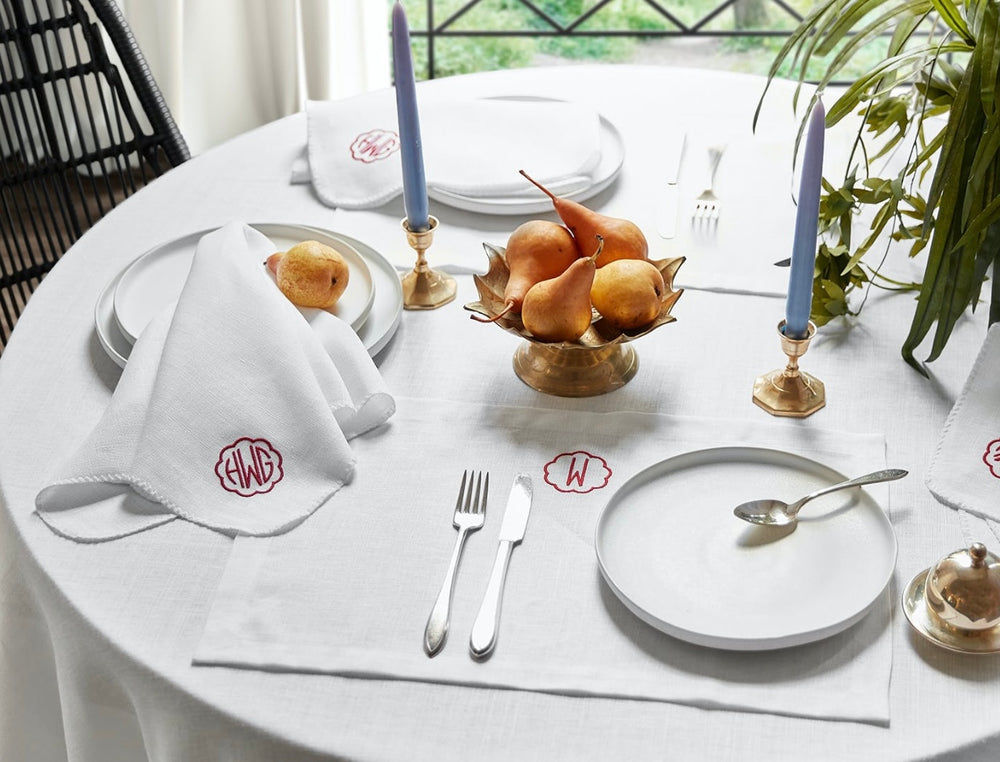 
                      
                        Calypso Napkin by Matouk ~ set of 4 ~ White
                      
                    