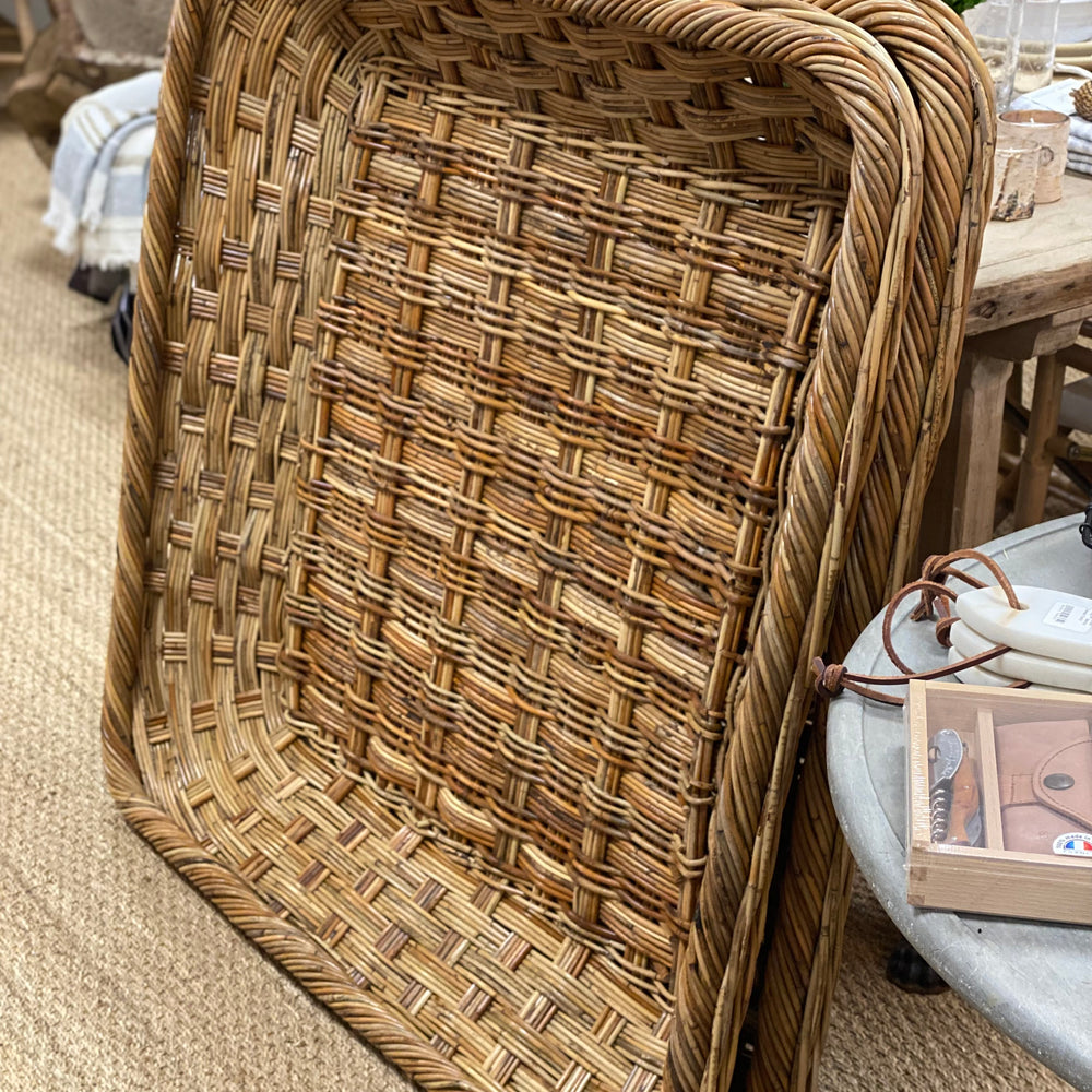 
                      
                        Extra large Woven Winnower Tray 40" Square x 6" Deep
                      
                    